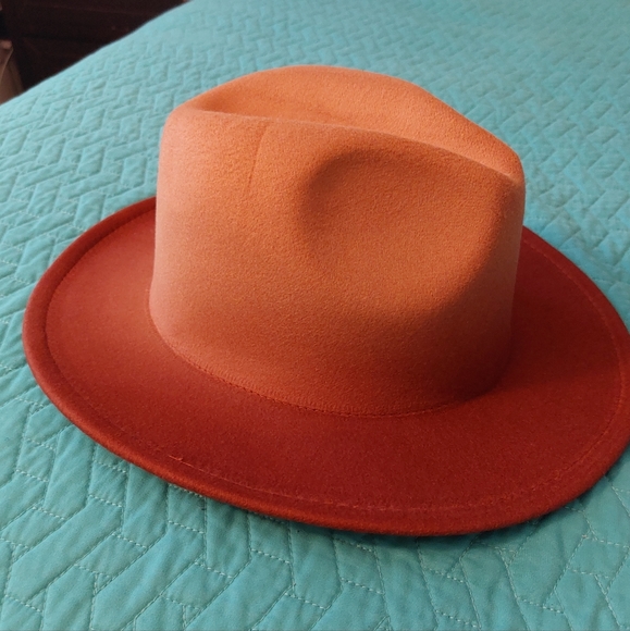 SHEIN Hat - Picture 2 of 3